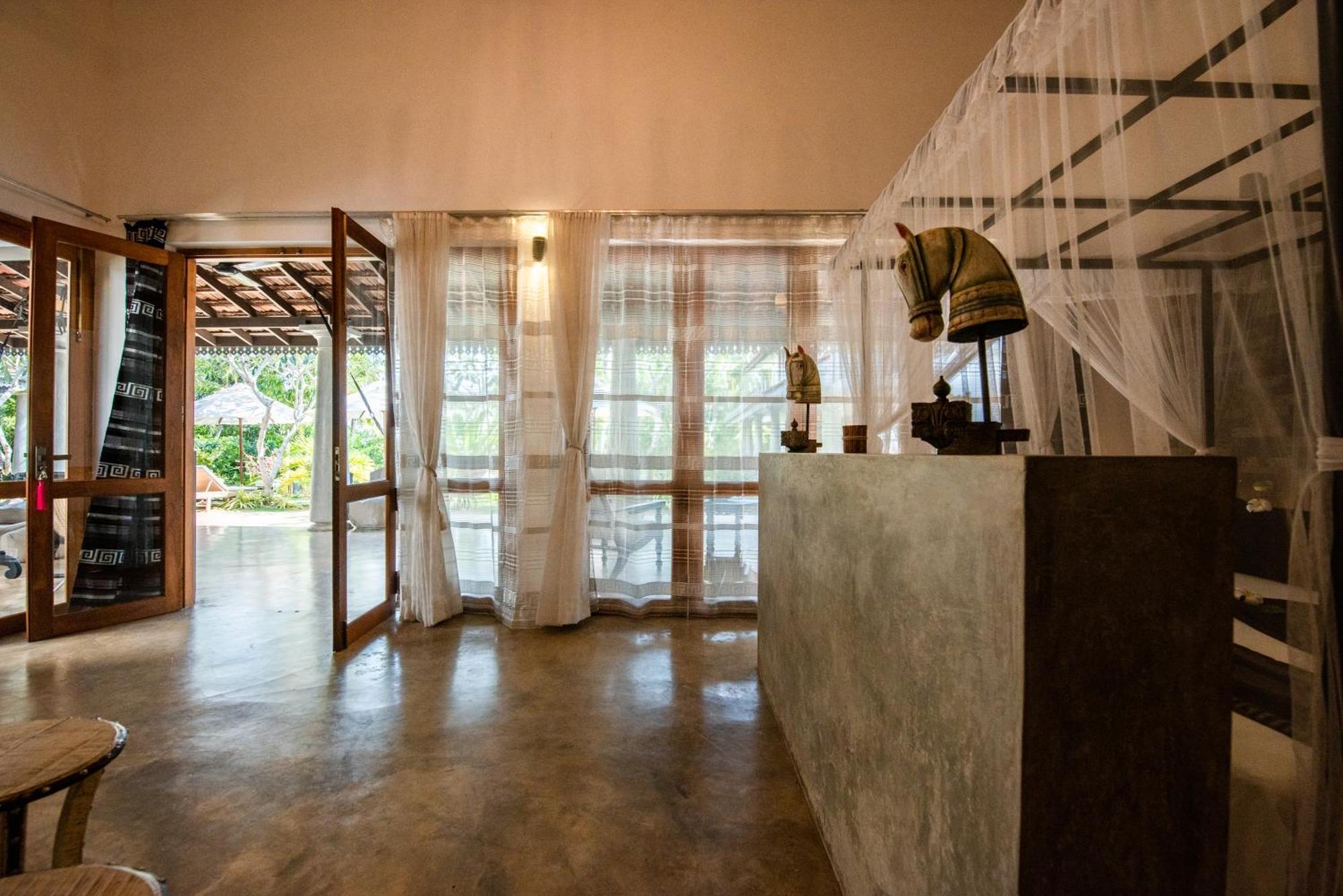 Tropical House - Jungleside Villa Hikkaduwa Habitación foto
